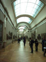 museo louvre interior