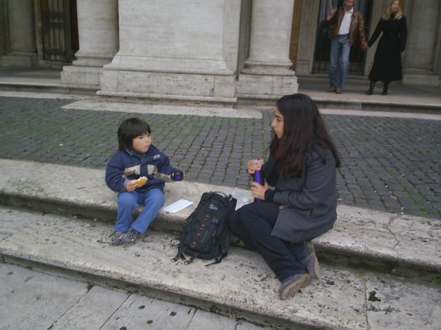 20051214_Claudia_Nic.JPG.jpg
