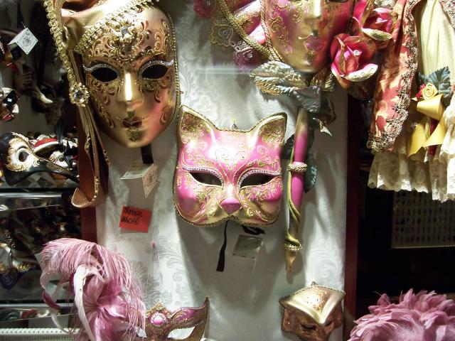 20060104_Mascaras_Gatos_Venecia.JPG.jpg