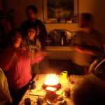 Apagando las velas

Blowing the candles