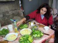 Claudia ayudando a cocinar

Claudia helping in the kitchen