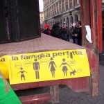 La familia perfecta: Valium, Prozac, Ritalin ...

The perfect family: Valium, Prozac, Ritalin ...