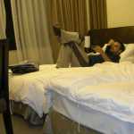
Los siguientes d�as me quede en un hotel. Mucho m�s c�modo pero sin cerveza: -)

The next days I stayed in an hotel. Much more comfortable but without beer :-)
