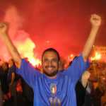 �Y "ganamos"! Nunca dud� :-)

And "we" won! I had no doubts :-)