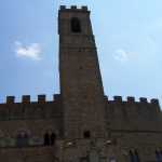 El castillo del conde Poppi

The casttle of count Poppi