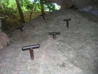En los puntos m�s dif�ciles, un club de monta�a hab�a instalado estos agarresIn the most difficult parts, a mountaineering club had installed these handles
