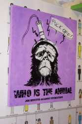 Un poster contra la experimentaci�n en primatesA poster against experiments in primates