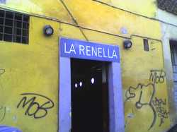 Nuestra pizzeria favoritaOur favorite pizza place