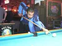 Jugando muy mal, pero con actitud profesional ;-)Playing really bad, but trying to look professional ;-)