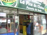 La "Pic�" (un bar o restaurant barato pero muy bueno) de Clinton, es un bar donde Bill Clinton se tom� una cervezaThe "Pic�" (a cheap but very good restaurant or bar) of Clinton, is a bar where Bill Clinton had a beer