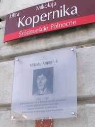 Una sorpresa para m�: Copernico era polaco (perd�n por la ignorancia)A surprise to me: Copernicus was Polish (sorry for the ignorance)