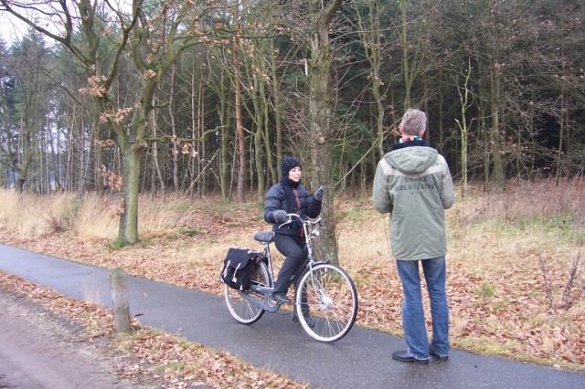 En bicicleta con T. desde Luyksgestel hasta el "Sahara" cerca de LommelBiking with T. from Luyksgestel to the "Sahara" next to Lommel