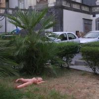 Una muñeca muerta en Nápoles